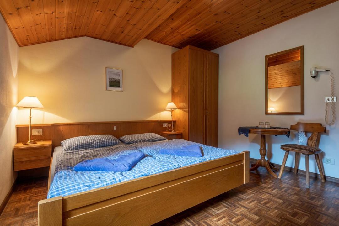 Appartements Pension Sonia Funes  Εξωτερικό φωτογραφία