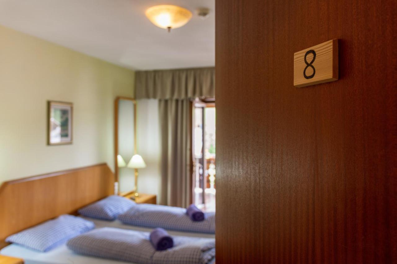 Appartements Pension Sonia Funes  Εξωτερικό φωτογραφία