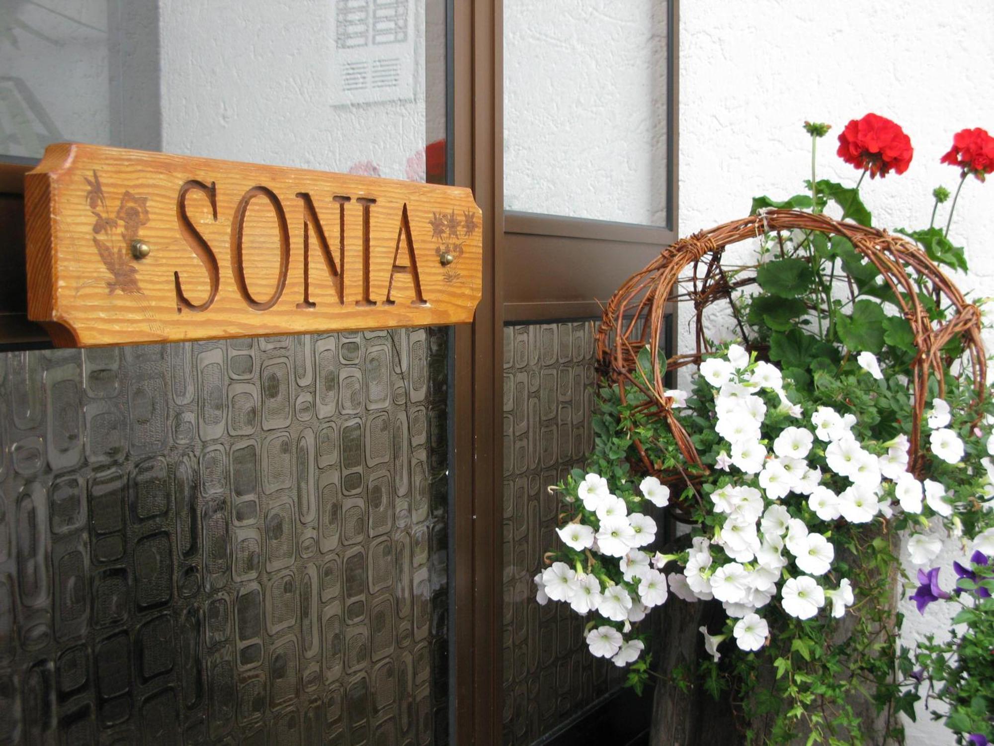Appartements Pension Sonia Funes  Εξωτερικό φωτογραφία
